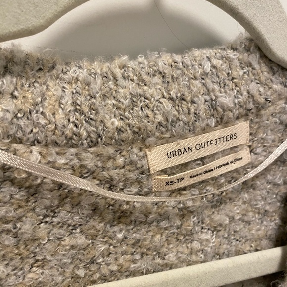 Urban Outfitters Cozy Sweater - Picture 3 of 4